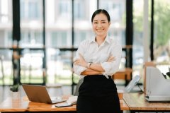 美国新一代太阳能电站并网运行